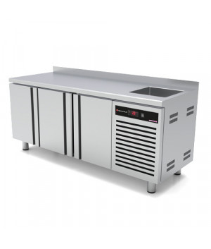 REFRIGERATED COUNTER - POSITIVE COLD - DEPTH 700 MM - GN 1/1 - LEANING 3 DOORS - 450L
